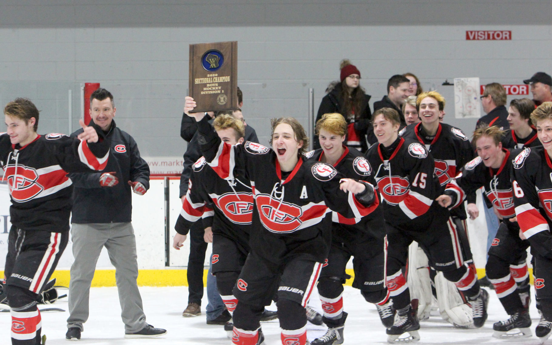 Chi-Hi boys hockey vs Hudson in Wisconsin Rapids 2-29-20